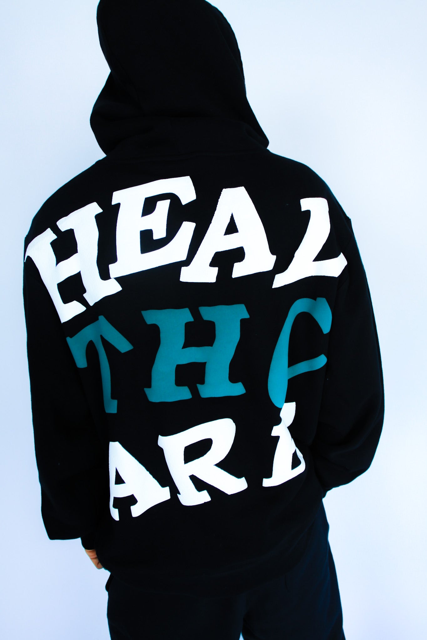 HEAL(THC)ARE PULLOVER HOODIE